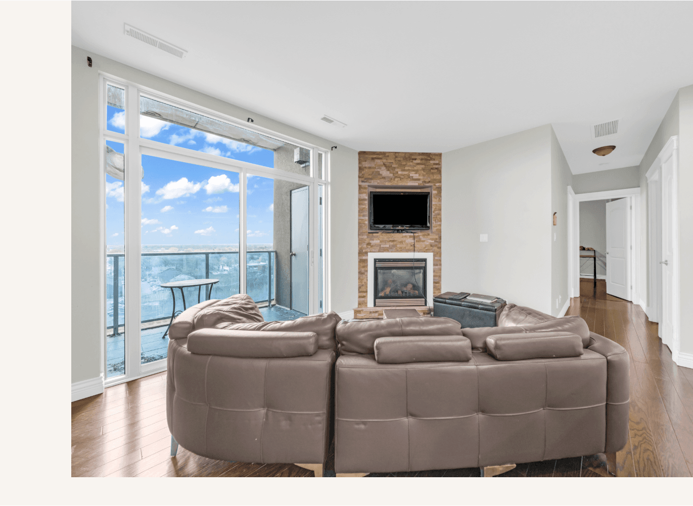 Real HousePeek listing photo used for seller report preview