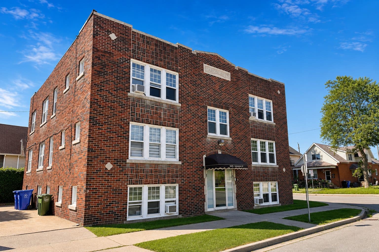 Condo in Windsor, Ontario