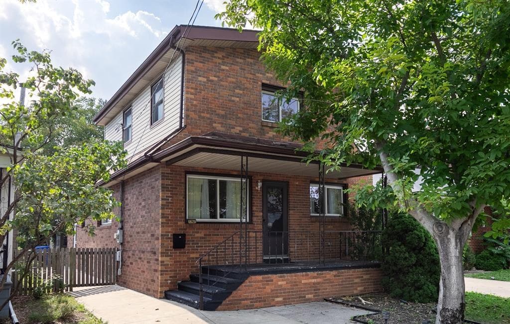 1761 Benjamin Avenue, Windsor
